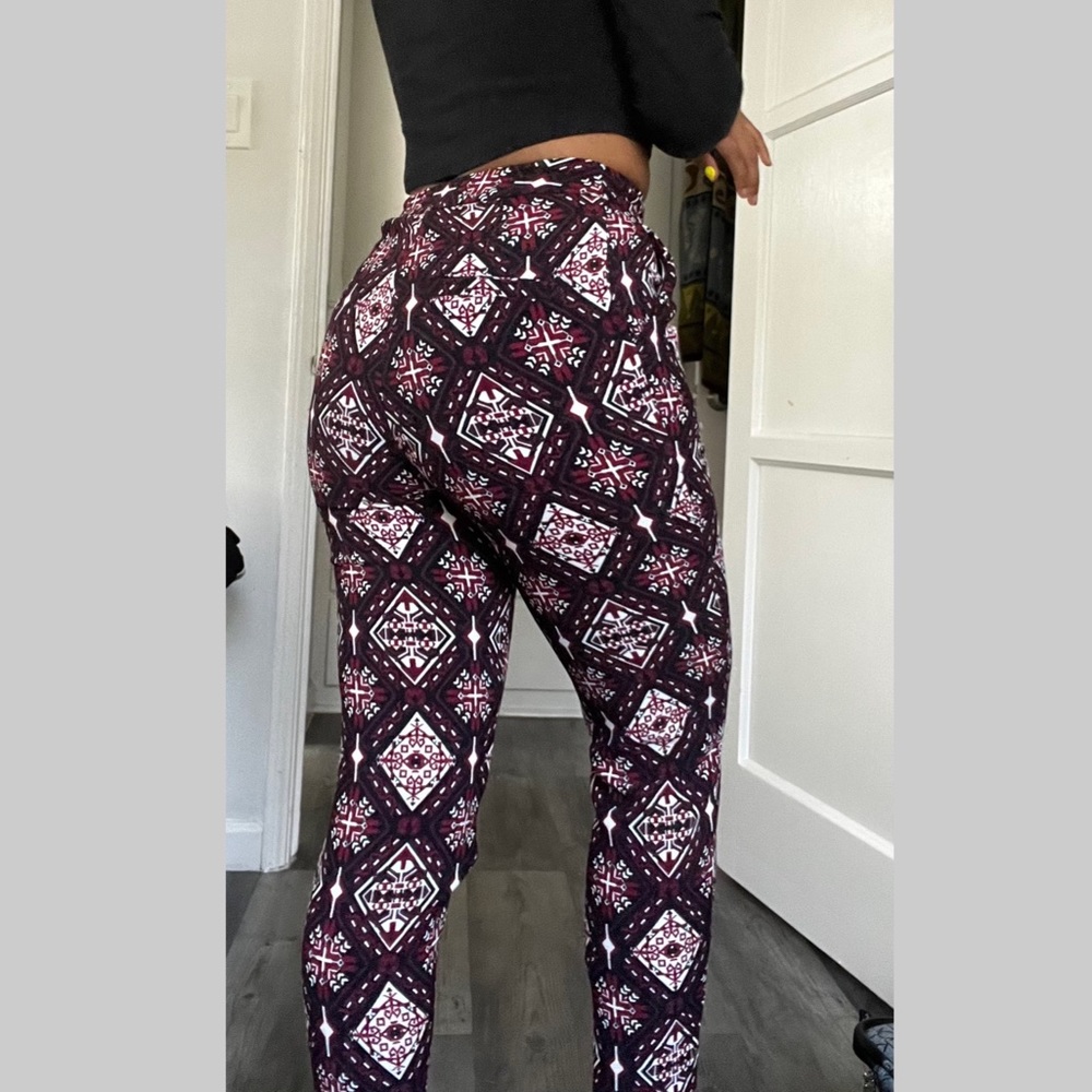 H&M Divided | Wide Leg Tapered Pants - Picture 2 of 4